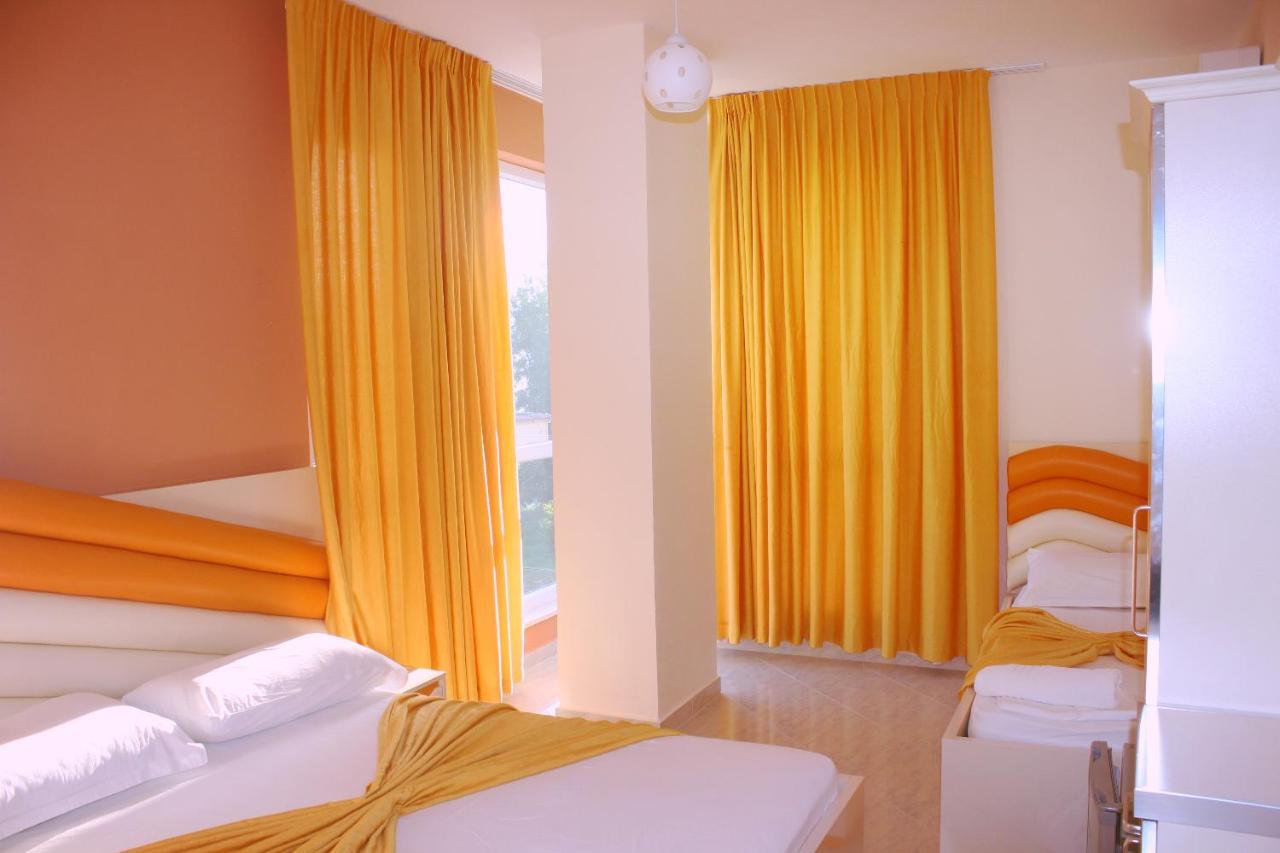 Hotel Garden Radhime Luaran gambar